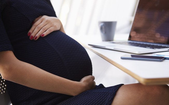 Especialista analisa ampliação da licença-maternidade sugerida por ministra Damares Alves